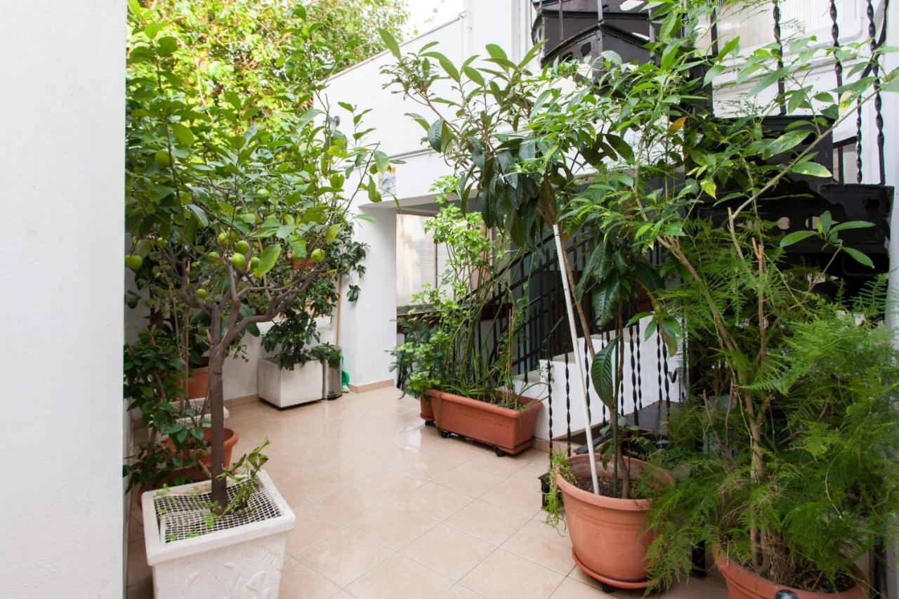 Psyri Neoclassical House With Yard Athen Eksteriør bilde
